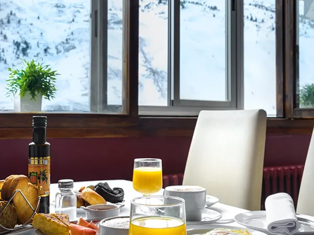 DESAYUNO hotel tobazo